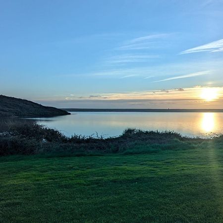 Stunning Caravan With Panoramic Views Weymouth Littlesea Haven Wyke Regis Екстериор снимка