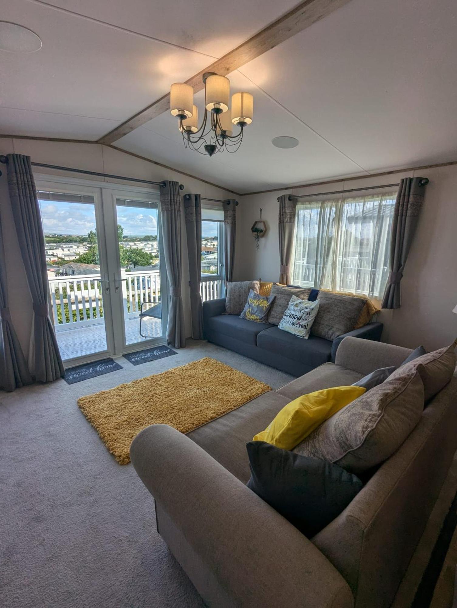 Stunning Caravan With Panoramic Views Weymouth Littlesea Haven Wyke Regis Екстериор снимка