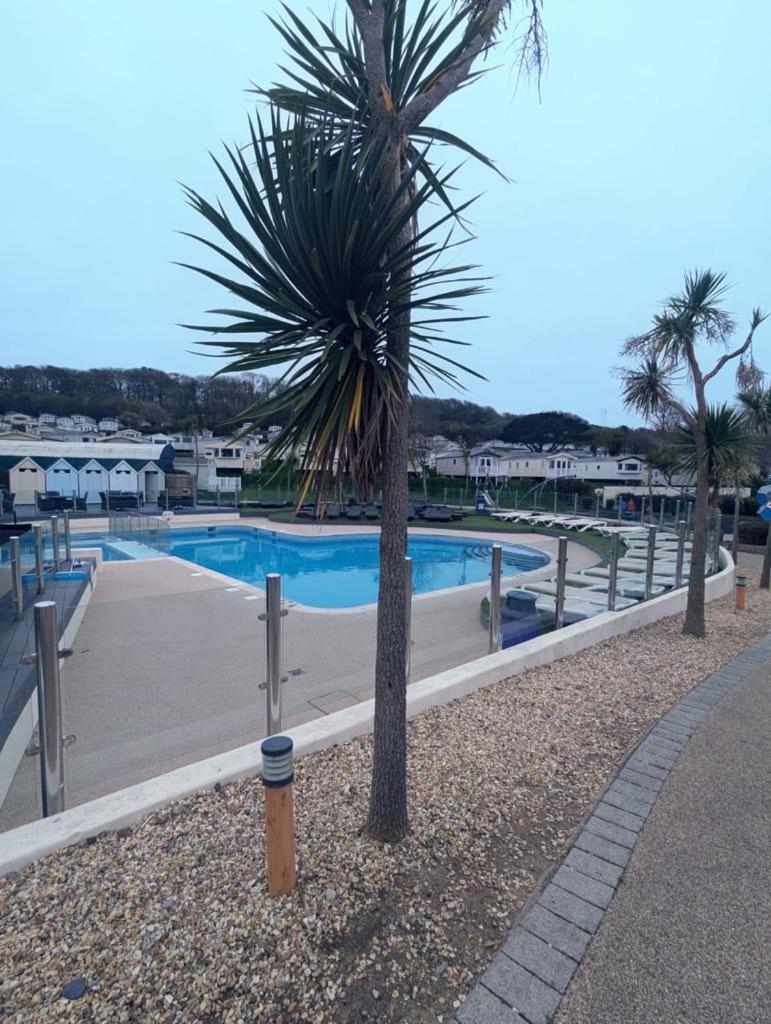 Stunning Caravan With Panoramic Views Weymouth Littlesea Haven Wyke Regis Екстериор снимка